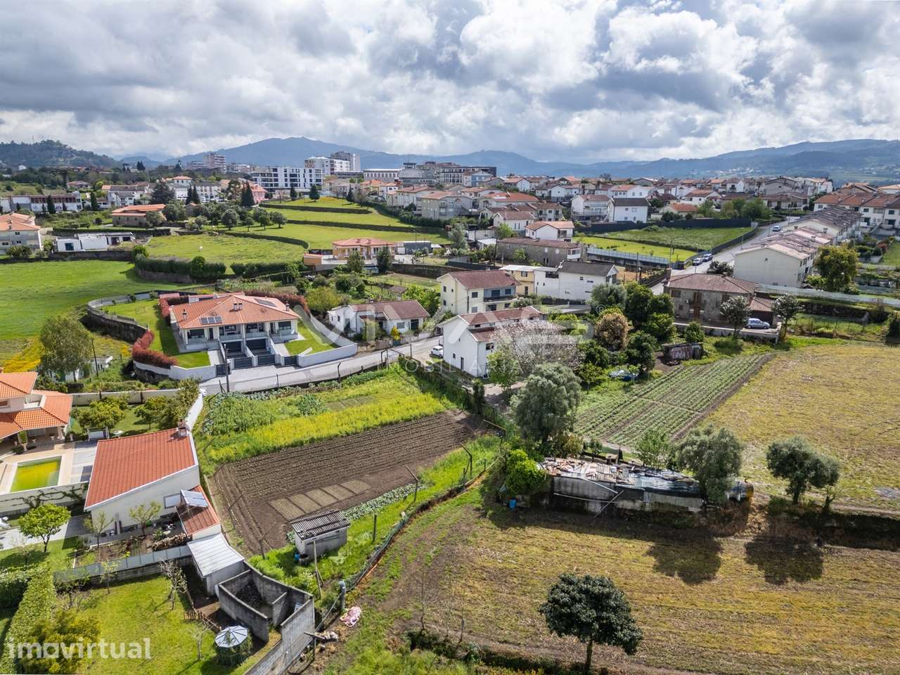 Terreno Para Construção  Venda em Ferreiros, Prozelo e Besteiros,Amare - Grande imagem: 2/15