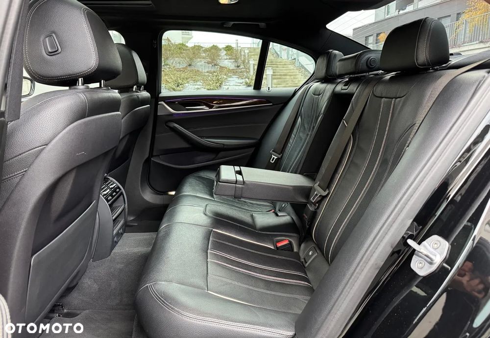 BMW Seria 5 530e - 14