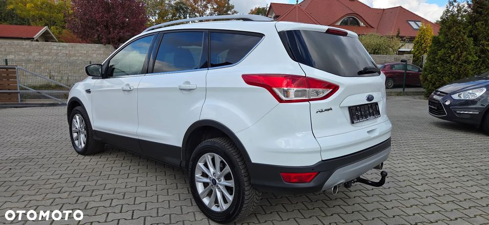 Ford Kuga 2.0 TDCi 4WD Titanium - 4