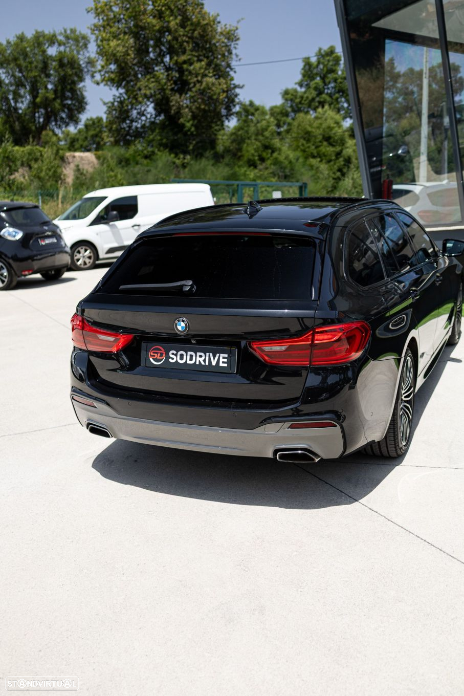 BMW 540 d xDrive Pack M Auto - 54