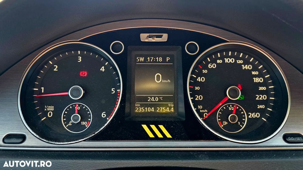 Volkswagen Passat 2.0 TDI DSG Trendline - 9