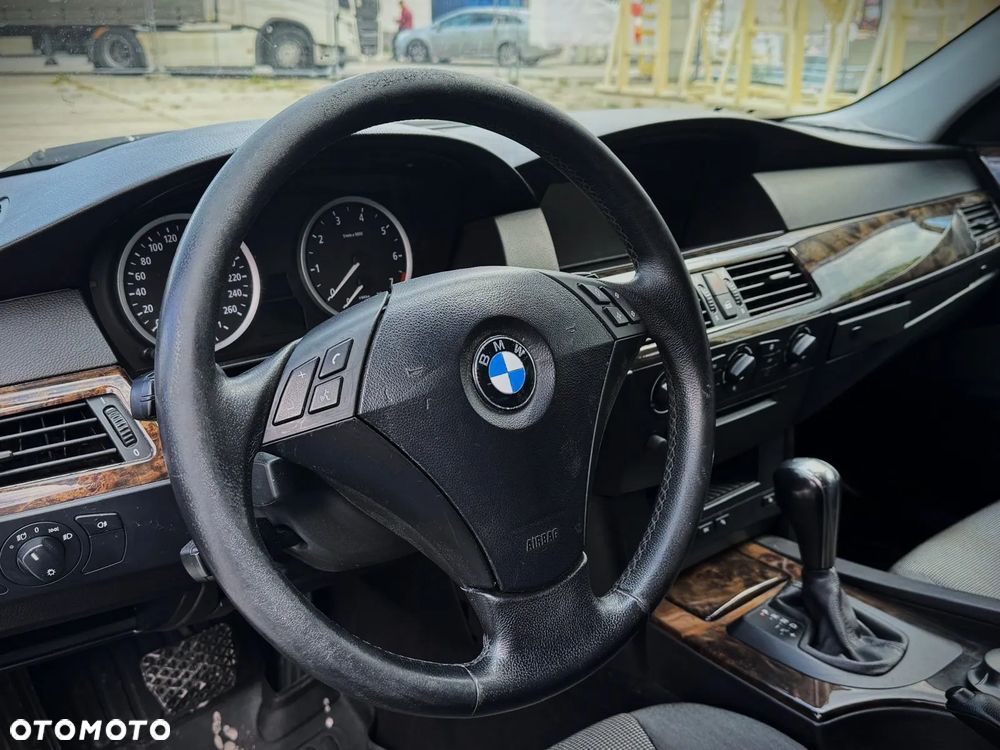 BMW Seria 5 - 13