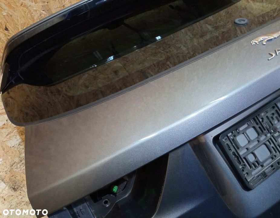 KLAPA TYLNA TYŁ JAGUAR F-PACE X761 CORRIS GREY LKH - 5