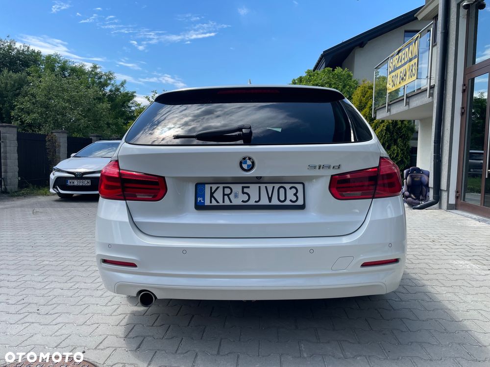BMW Seria 3 318d Sport Line - 8