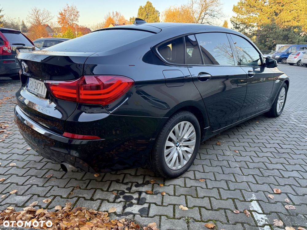 BMW 5GT - 2