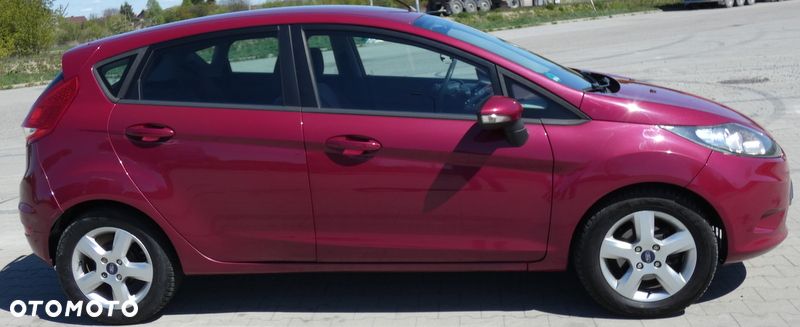 Ford Fiesta 1.25 Ghia EU5 - 2