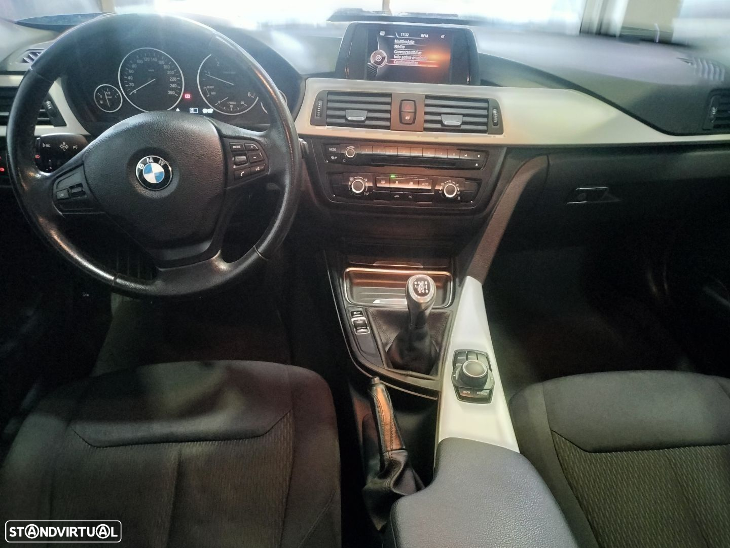 BMW 316 d Touring - 11