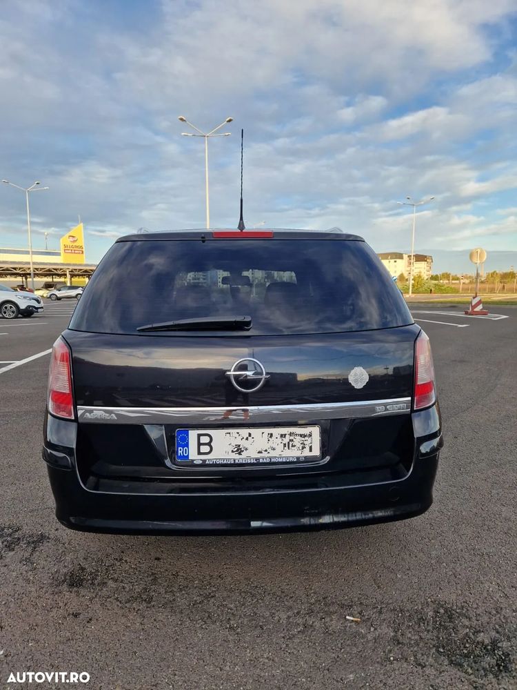 Opel Astra 1.9 CDTI Caravan DPF - 2