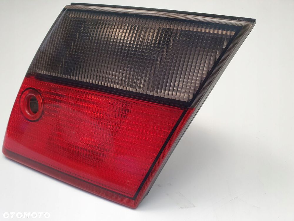 LAMPA PRAWA Saab 9-5 97-01r TYLNA prawy tył pasażera w Klapę europa - 2