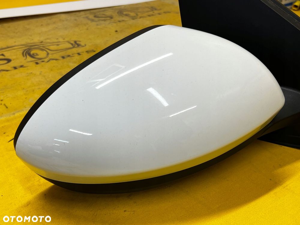 LUSTERKO ZEWNĘTRZNE PRAWE 7 PIN DACIA SANDERO III 369 - 2