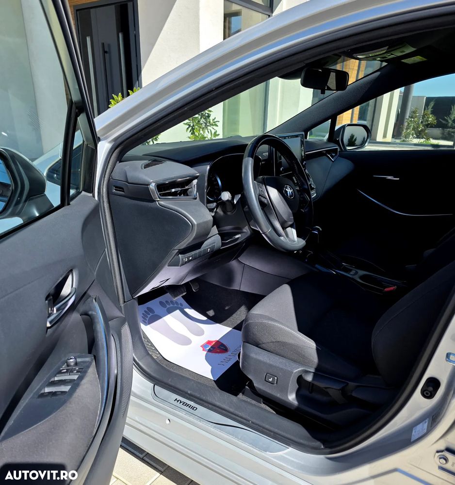 Toyota Corolla 1.8 Business Edition - 11