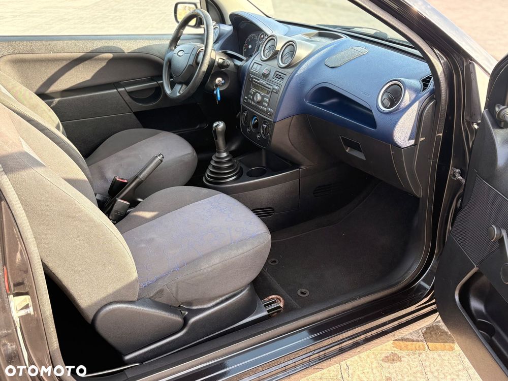 Ford Fiesta 1.3 - 11