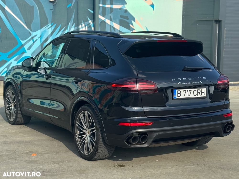 Porsche Cayenne - 6