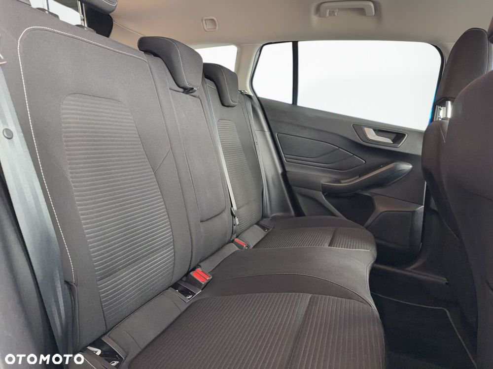 Ford Focus - 17