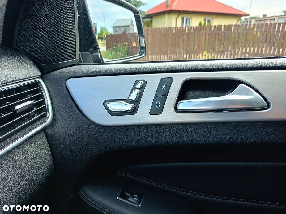 Mercedes-Benz GLE - 20