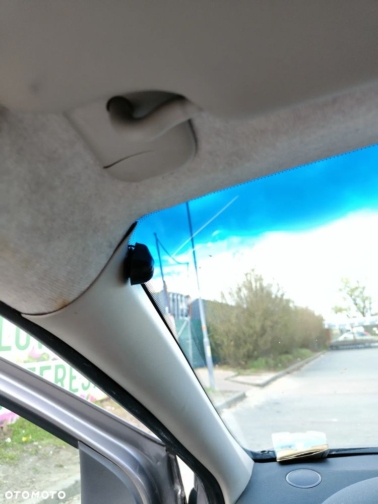 Renault Clio - 10