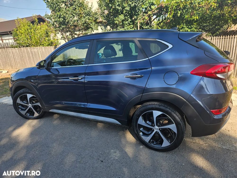 Hyundai Tucson 2.0 CRDI 4WD 6AT Premium+ - 1
