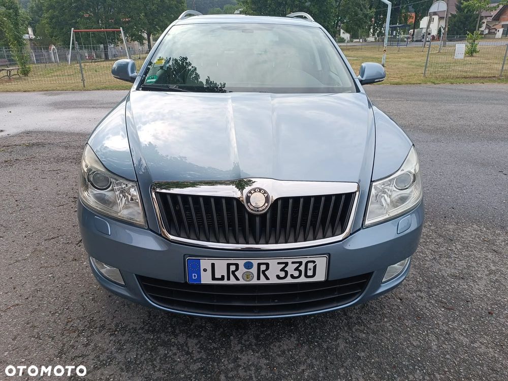 Skoda Octavia 1.8 TSI L&K DSG - 2