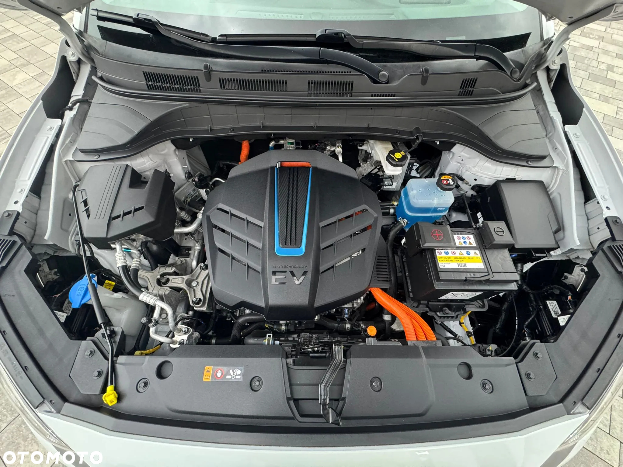 Hyundai Kona Electric 64kWh Premium - 22