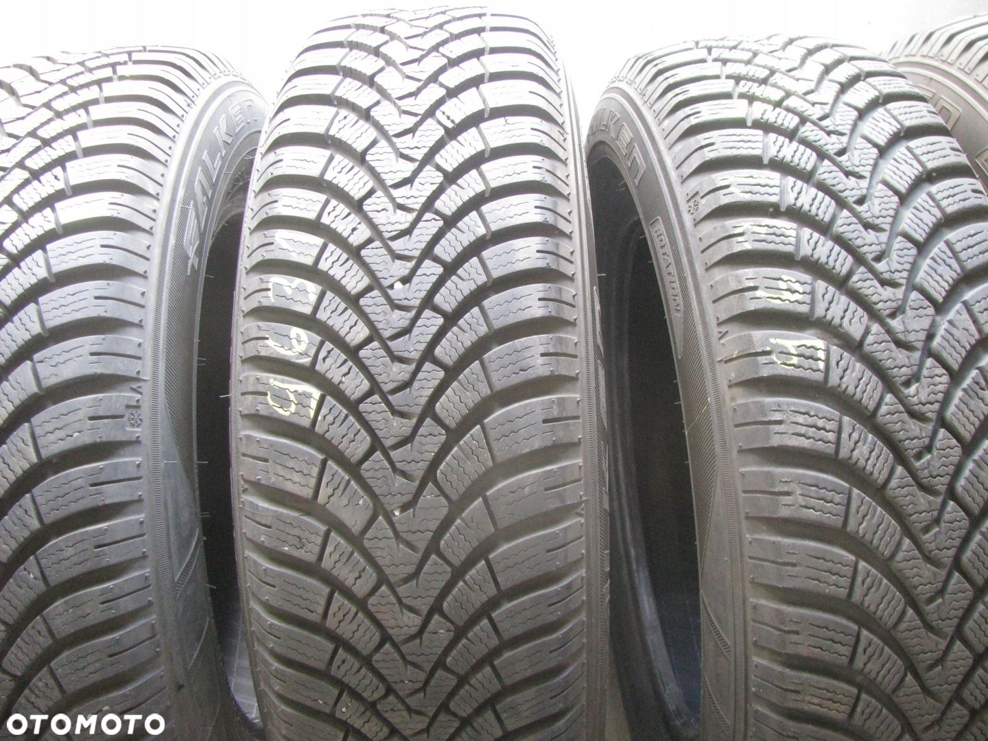 Opona zimowa Falken EuroWinter HS01 175/65R14 82 T - 4