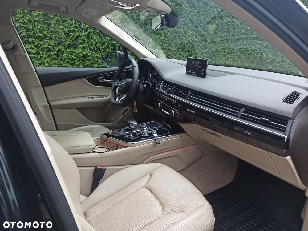 Audi Q7 - 14
