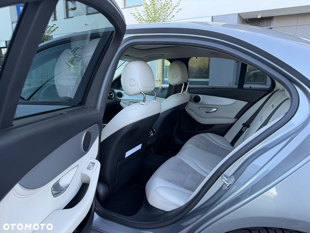 Mercedes-Benz Klasa C 200 7G-TRONIC - 12