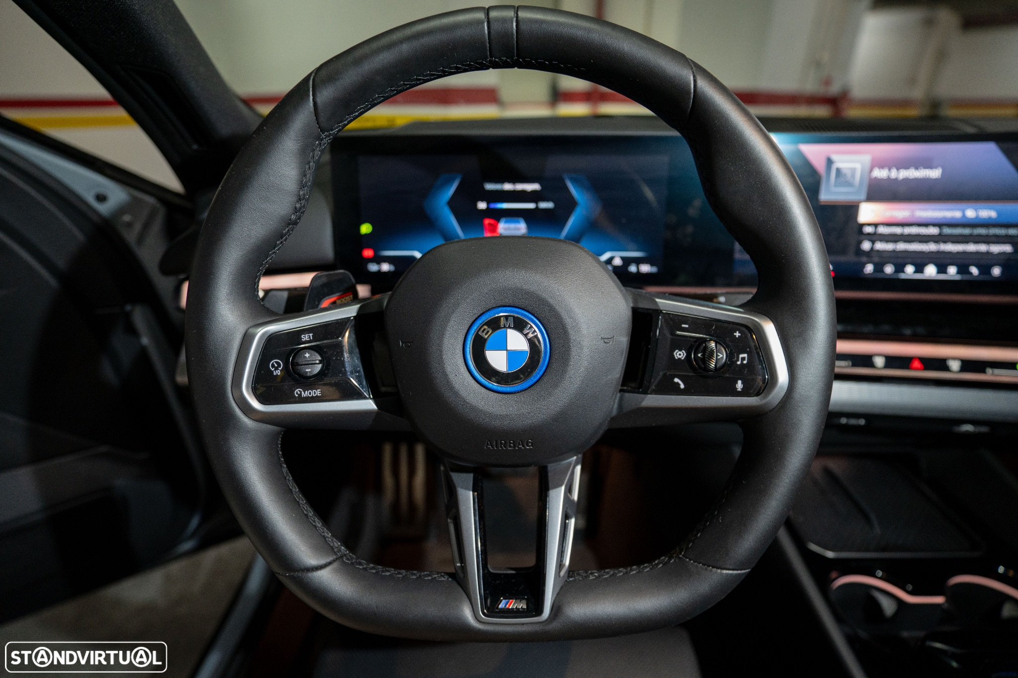 BMW i5 eDrive40 Pack Desportivo M - 16