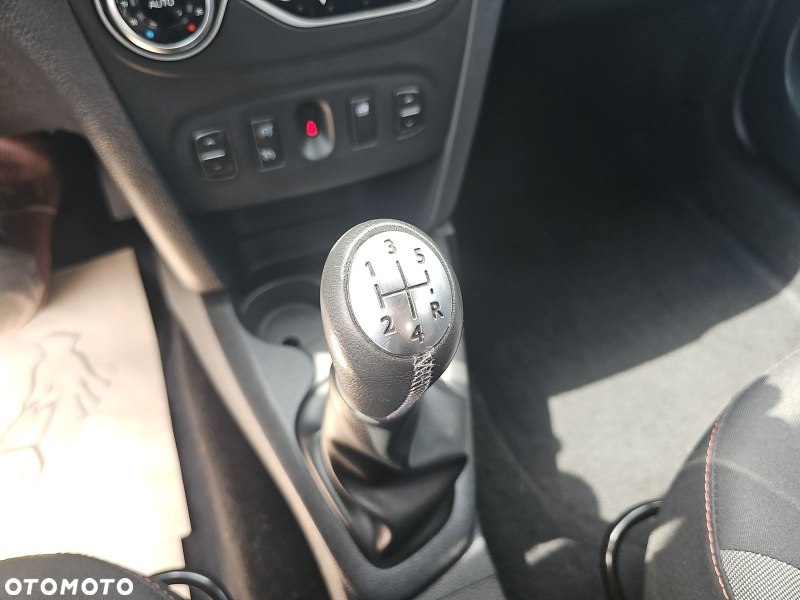 Dacia Sandero 0.9 TCe Techroad S&S - 22