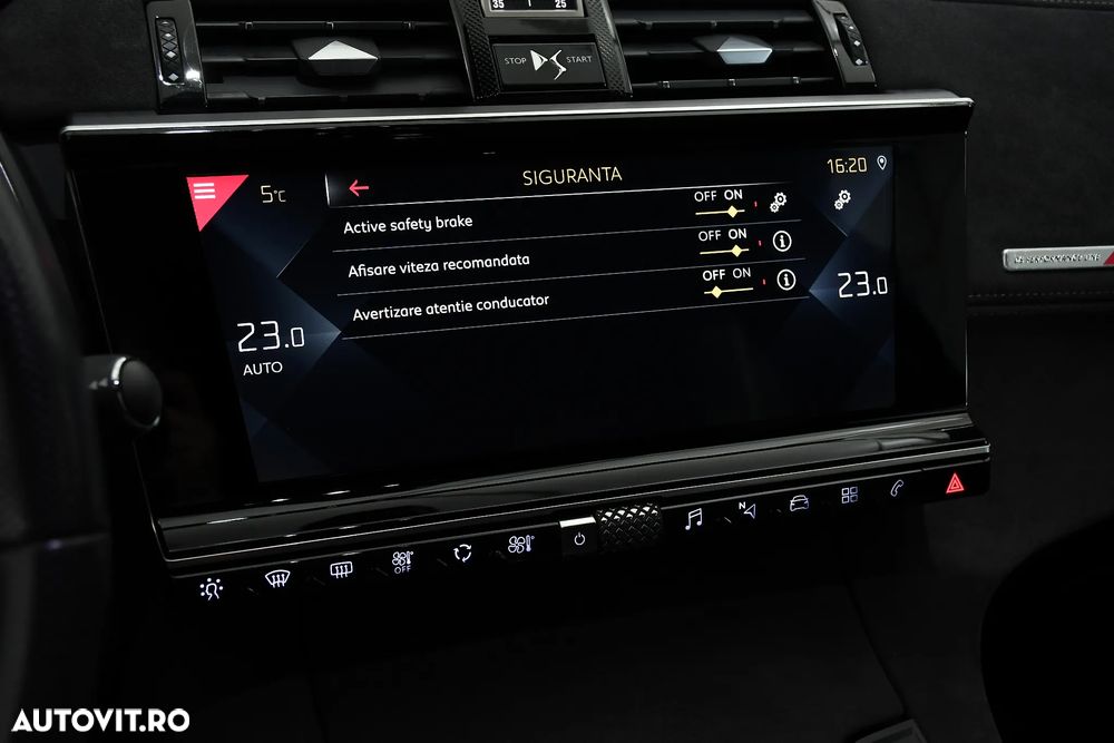 DS Automobiles DS 7 Crossback - 30