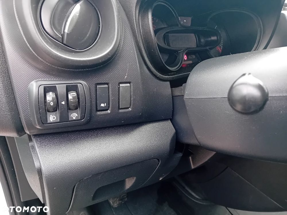 Renault Trafic - 17