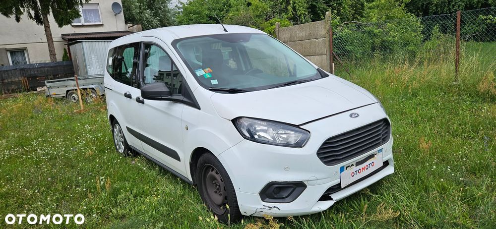 Ford Courier - 4