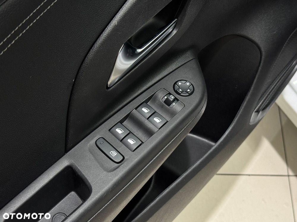 Opel Corsa 1.2 Elegance S&S - 20