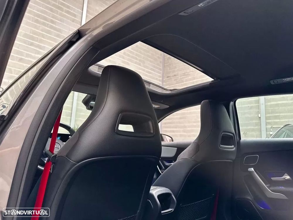 Mercedes-Benz A 45 AMG 4Matic+ Speedshift DCT 8G - 55