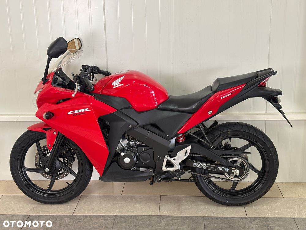 Honda CBR - 6