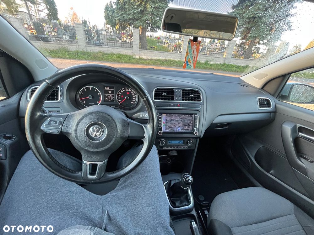 Volkswagen Polo 1.4 16V Comfortline - 10