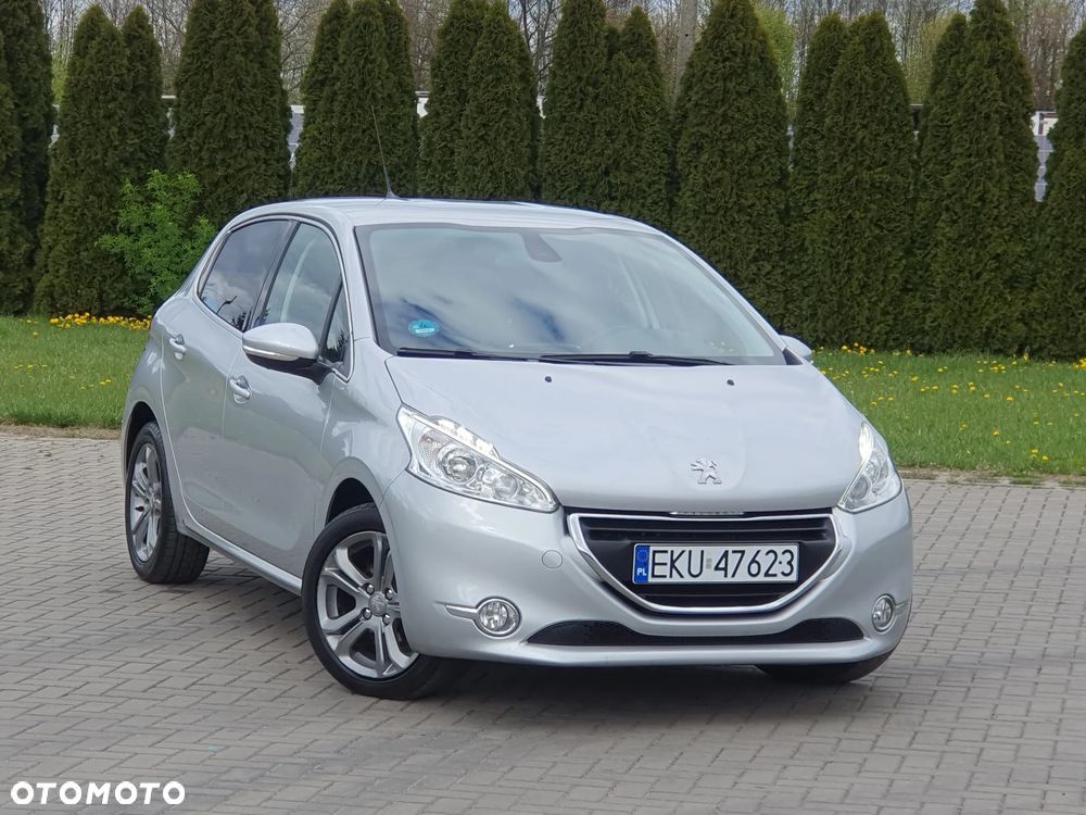 Peugeot 208 - 20