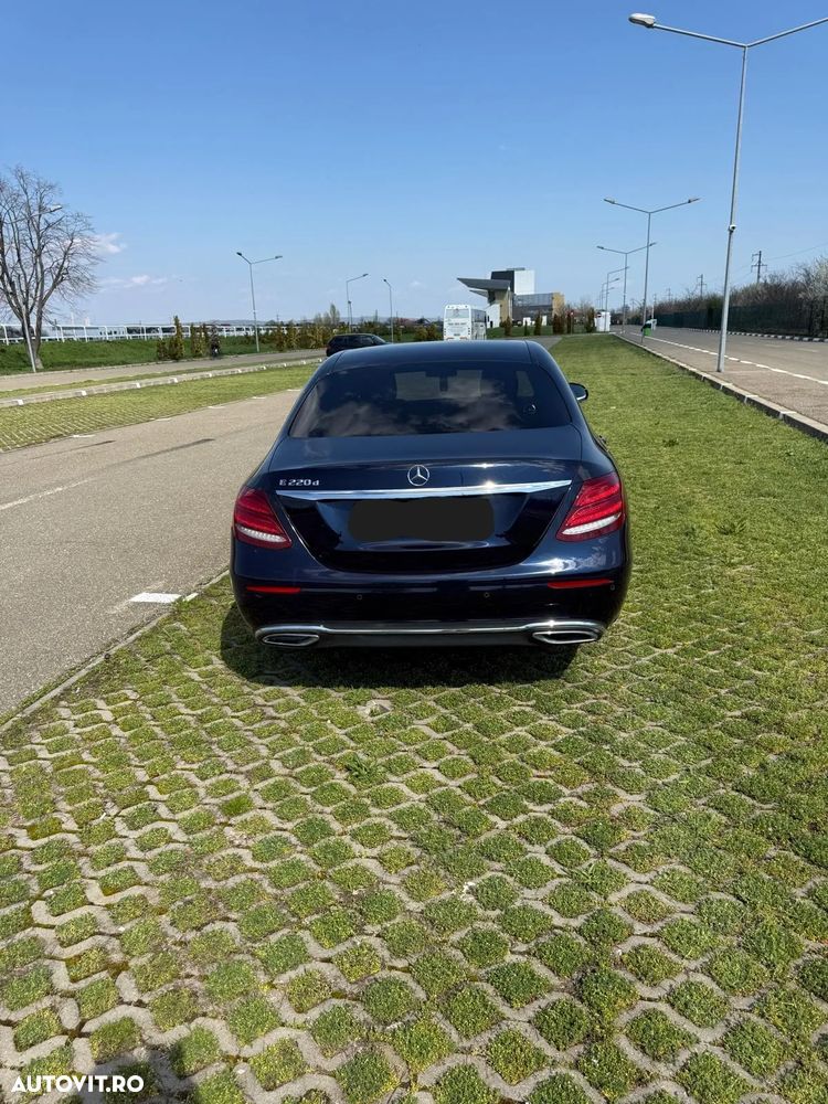 Mercedes-Benz E 220 d 9G-TRONIC Avantgarde - 2