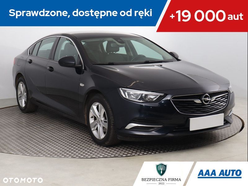Opel Insignia - 1