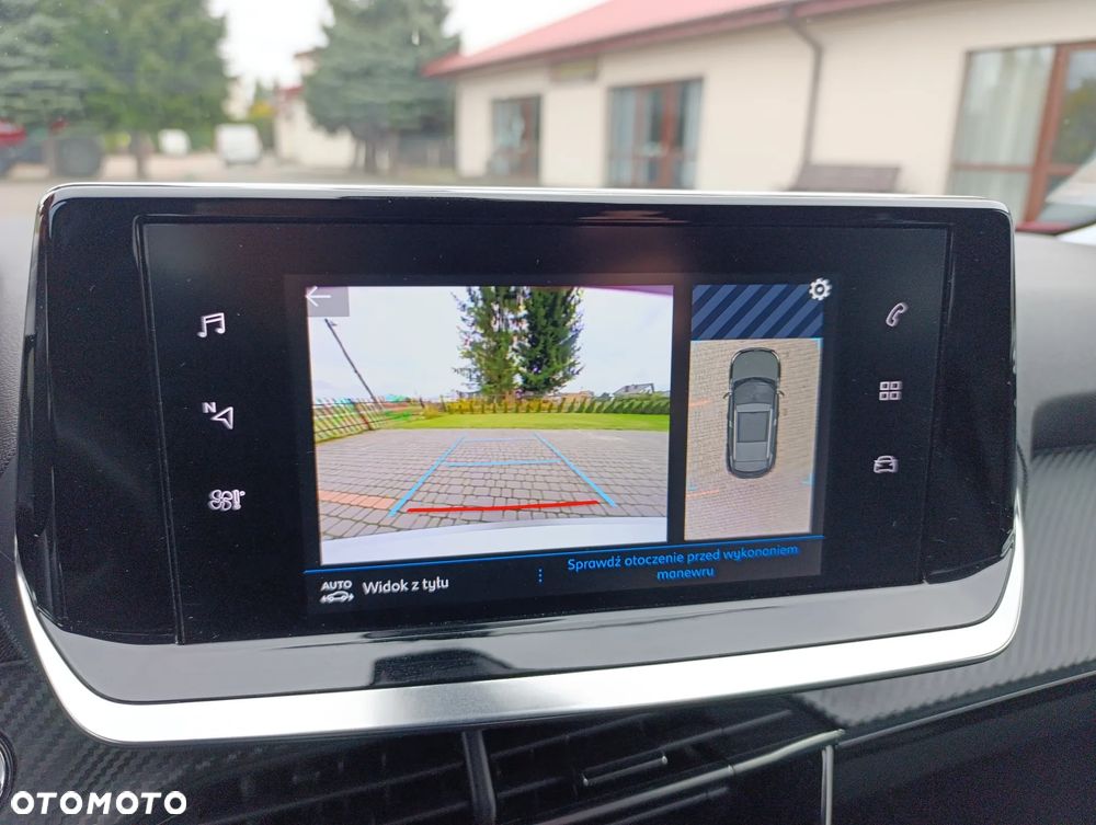 Peugeot 2008 BlueHDi 130 Allure S&S EAT8 - 16