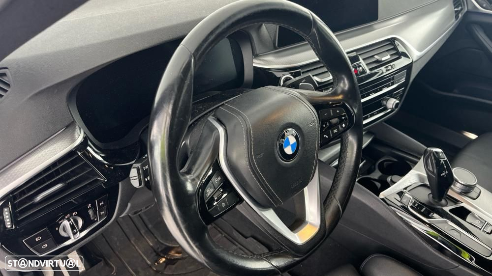 BMW 530 i Pack M Auto - 6