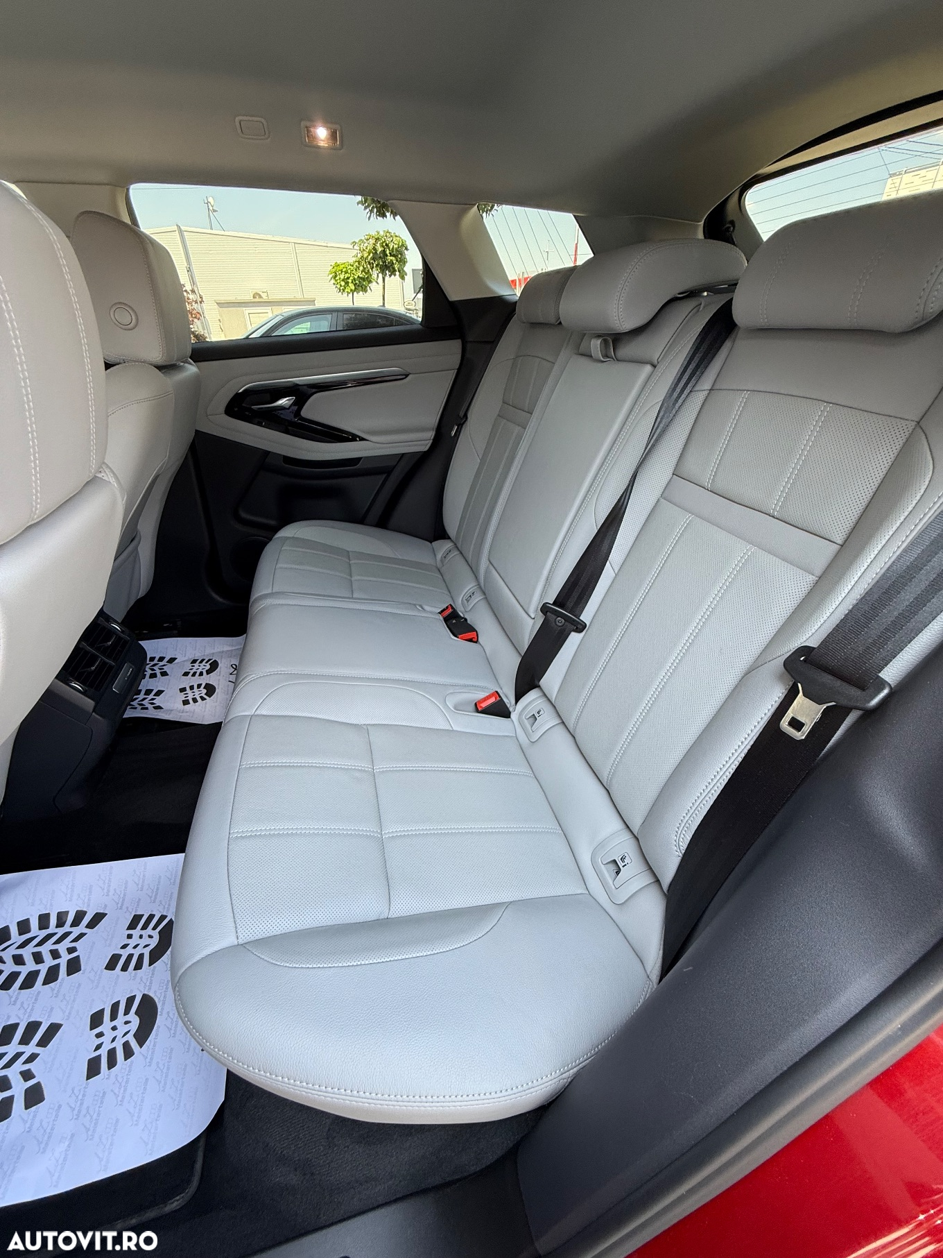 Land Rover Range Rover Evoque 2.0 D200 MHEV SE - 30