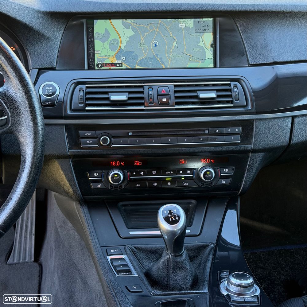 BMW 520 d Luxury Line - 12