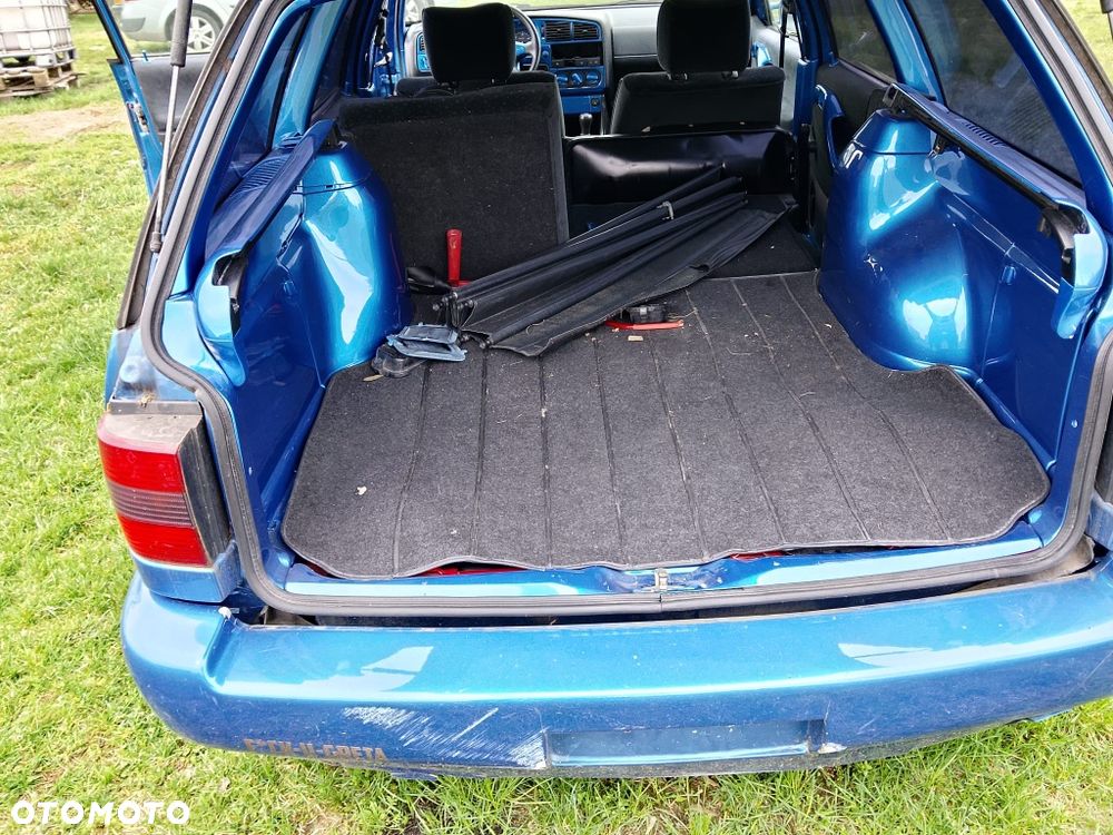 Volkswagen Passat - 4