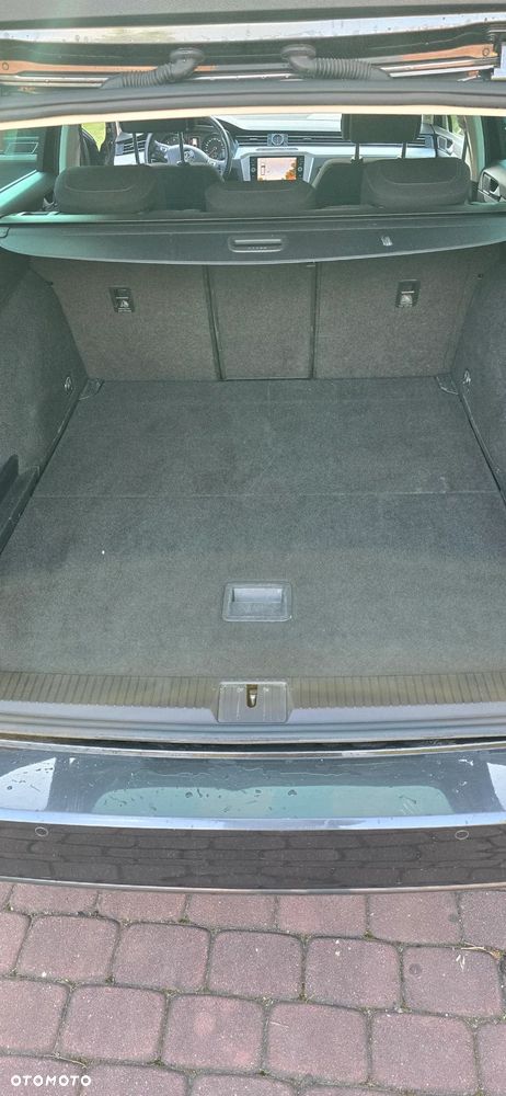 Volkswagen Passat 2.0 TDI BMT Comfortline - 12