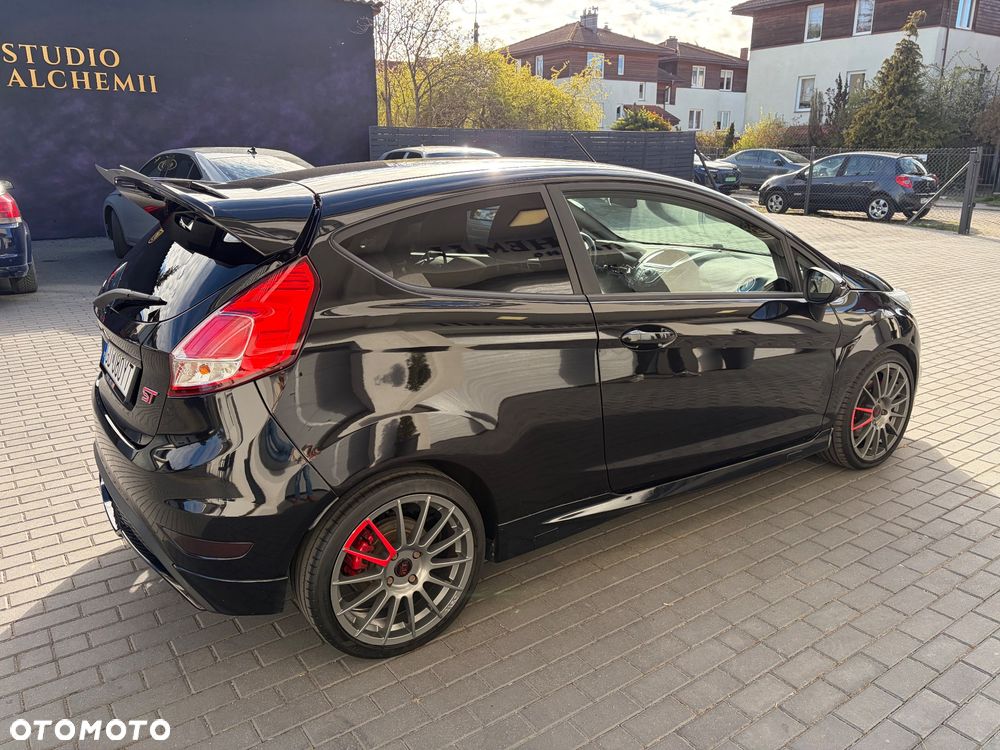 Ford Fiesta ST - 8
