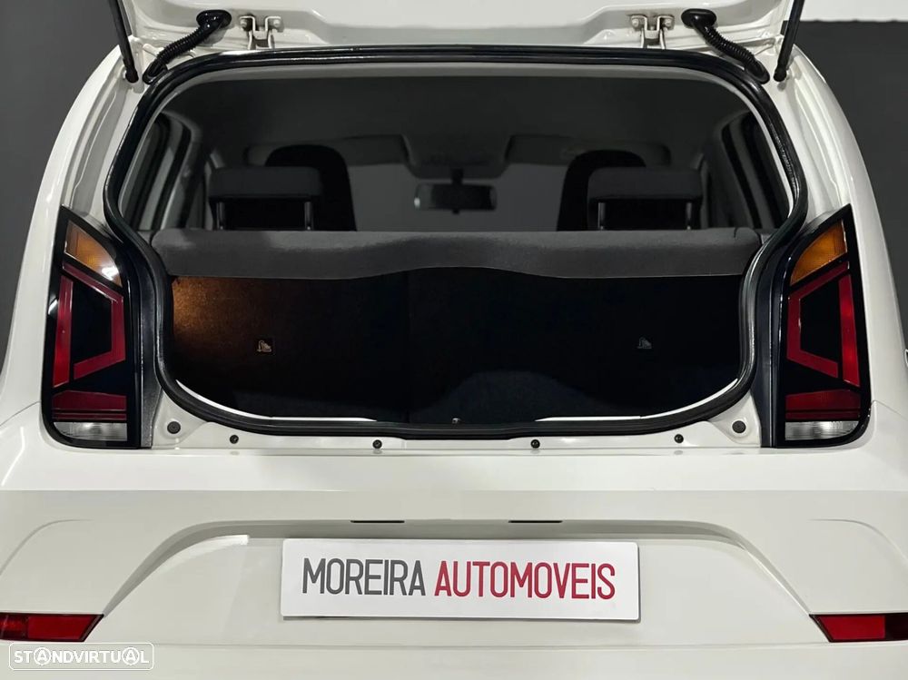 VW Up! - 11