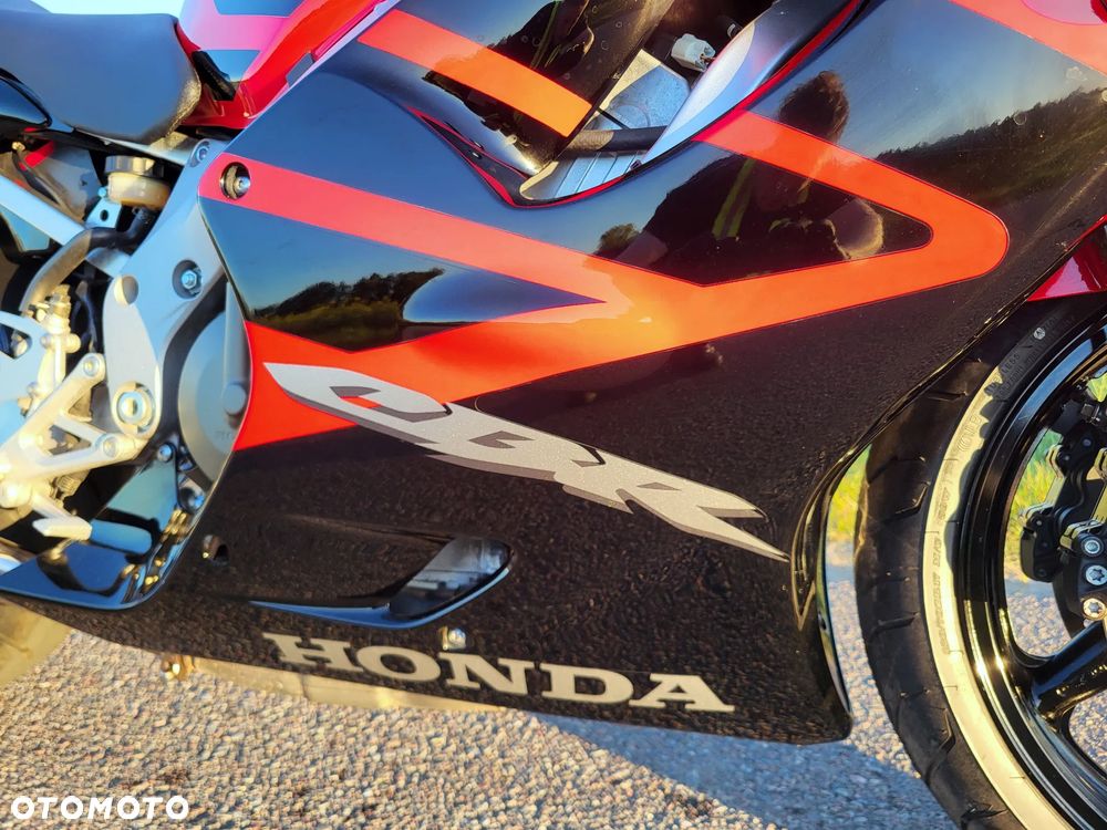 Honda CBR - 13