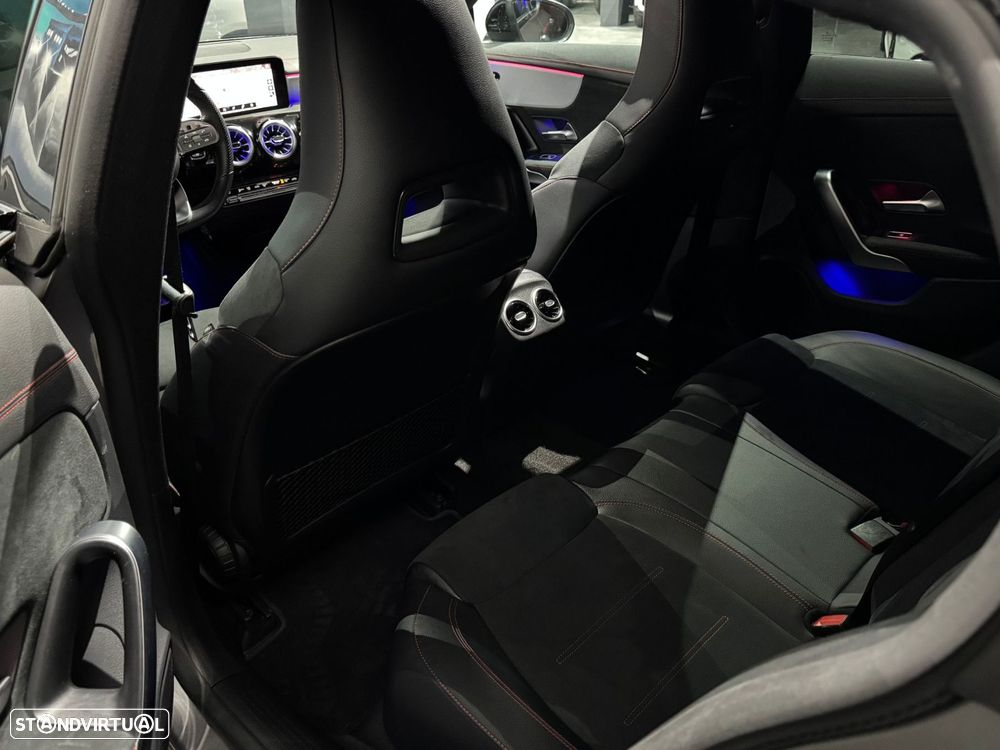 Mercedes-Benz CLA 200 Shooting Brake AMG Line Aut. - 14
