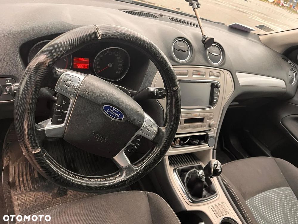 Ford Mondeo 2.0 TDCi Titanium - 5