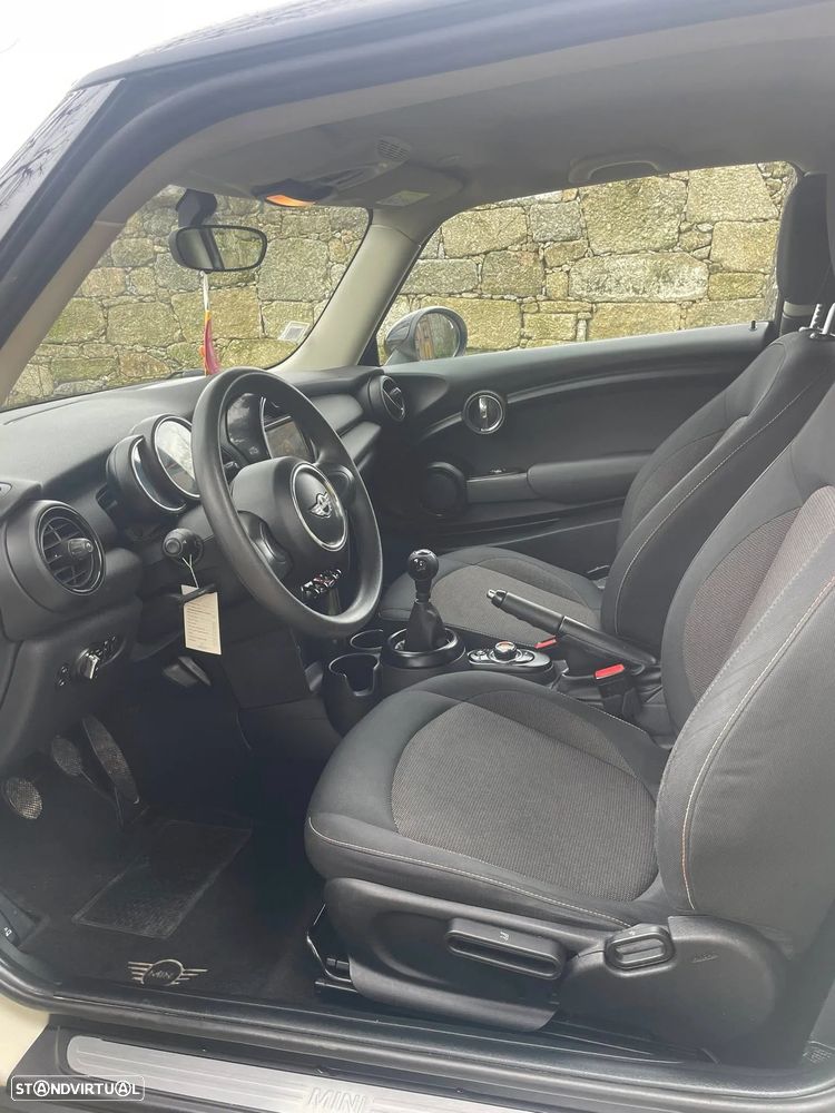 MINI 3 Portas - 23